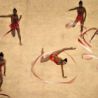 Uno de los ejercicios del combinado español de gimnasia rítmica.