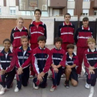 Diez de los 11 jugadores seleccionados del Colegio Leonés.
