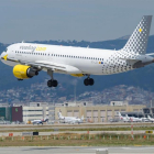 Un avión de Vueling en El Prat.