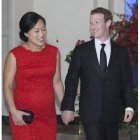 Zuckerberg junto con su pareja llegan a una cena presidencial con el presidente chino, Xi Jinping.