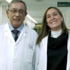 Los doctores Antoni Xaubet y Anna Serrano-Mollar