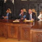 Un momento de la mesa redonda sobre la vida y obra del militar