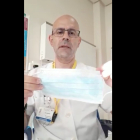 Cómo ponerse la mascarilla correctamente: La viral explicación de un médico
