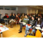 El grupo de más de 80 voluntarios recibió ayer las primeras clases en Ponferrada y no se trata de cu
