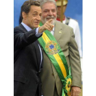 Nicolás Sarkozy junto a Luiz Inácio Lula da Silva.