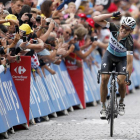 El ciclista alemán Tony Martin del Etixx Quick Step se impone en la cuarta etapa del Tour de Francia entre las localidades de Seraing (Bélgica) y Cambrai (Francia) de 223,5 kilómetros.