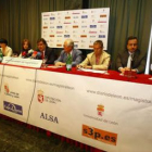 Organizadortes y patrocinadores del Magistral de Ajedrez Ciudad de León ayer, en la presentación