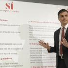 El secretario general del PSOE, Pedro Sánchez, en la presentación de algunas de sus medidas estrella.