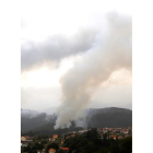 Uno de los últimos incendios en Pontevedra. LAVANDEIRA JR