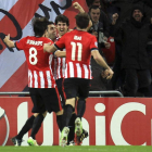 San José  celebra con sus compañeros el gol marcado ante el Bate.