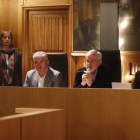 Pleno en la Diputación de León con el presidente Eduardo Morán a la derecha, el vicepresidente a su izquierda, y el portavoz del PP Francisco Castañón en primer plano. JESÚS F. SALVADORES