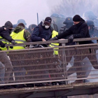 Manifestación y protestas de los chalecos amarillos en París (Francia).