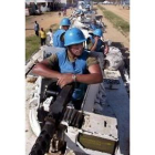 Cascos azules de la ONU patrullan en el Congo