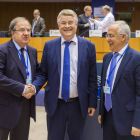 Herrera, Markkula, líder del Comité Europeo de las Regiones, y Ceniceros, presidente de La Rioja. REVERT