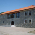 Imagen de la casa del parque ubicada en Valdeburón.