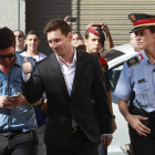 Lionel Messi llega, junto a su padre, al juzgado de Gavà, donde declaró por primera vez en 2013.