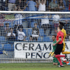 Cristian Fernández, que en su día fue jugador de la Ponferradina, redondeó el marcador para el Talavera en los minutos finales del partido. MANUEL REINO