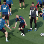 La selección española afronta esta noche el primer test antes de acudir a Rusia. ZIPI