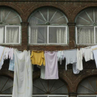 La ordenanza de convivencia prohibirá tender ropa en la calle, al estimarse la alegación del PP. JESÚS