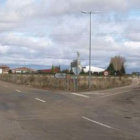 Acceso desde León, que será urbanizado.