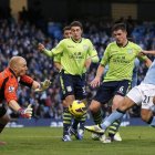 David Silva con su actuación estelar lleva al Manchester City de nuevo al liderato.