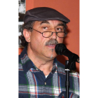 El escritor leonés Toño Morala