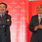 Narcís Serra (izquierda) y Adolf Todó, en una aparición ante la prensa en el 2010.