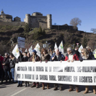 Los vecinos se manifestaron en defensa de la sanidad en el medio convocada por UPA-COAG. MONTESINOS