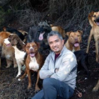 El celebre adiestrador de perros mexicano César Millán protagonizará un programa en Cuatro.