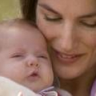 La infanta Leonor tiene un pelo rubísimo y los ojos azules