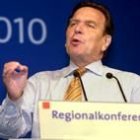 Schroeder no piensa variar la Agenda 2010 pese a las multitudinarias protestas de los trabajadores