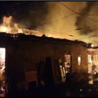 Imagen del incendio de Puente Almuhey. DL