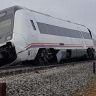 El tren descarrilado.