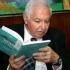Micha Lindenstrauss, durante la presentación del informe