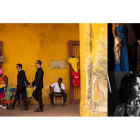 Dos de las tres imágenes de Rocío Vega Roa seleccionadas por el jurado y, abajo a la derecha, una instantánea de la fotógrafa.