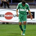 Wellington es la viva imagen de la desolación de los hombres de la Deportiva al final del partido