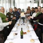 Los miembros del consejo regulador compartieron mesa tras su asamblea anual