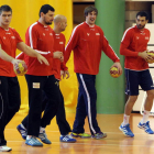 Jugadores de la selección española entre ellos los exademaristas Aginagalde y Sarmiento.