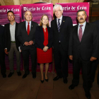 Mario Reboredo, Eduardo Tocino, José A. Hermida, Gregorio Chamorro, Javier Oblanca y Jaime Martínez, con Ana Pastor