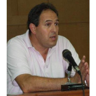 Salgado, durante la reunión para crear la asociación.