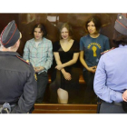 Las integrantes del grupo Pussy Riot, durante el juicio.