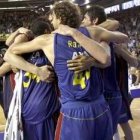 Los jugadores del Barça celebran la victoria de su equipo ante el Joventut