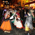 El grupo de baile Hacendera, ayer en un momento en la Calle Ancha.