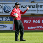 Javier Cabello no decidirá hasta el sábado si Aketxe estará convocado ante el Langreo.
