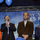 Mariano Rajoy, entre Rita Barberá, Francisco Camps y Alfonso Rus, en un acto del PP valenciano, en mayo del 2008.