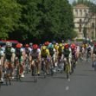 Un momento del desarrollo del Trofeo Caja España de Ciclismo