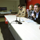 García-Page se reunió ayer con sus compañeros.