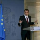 Zapatero ayer, durante la rueda de prensa en La Moncloa