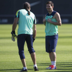 Messi, derecha, y Pinto durante el entrenamiento.