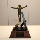 El premio es obra del escultor Amancio González. FERNANDO OTERO